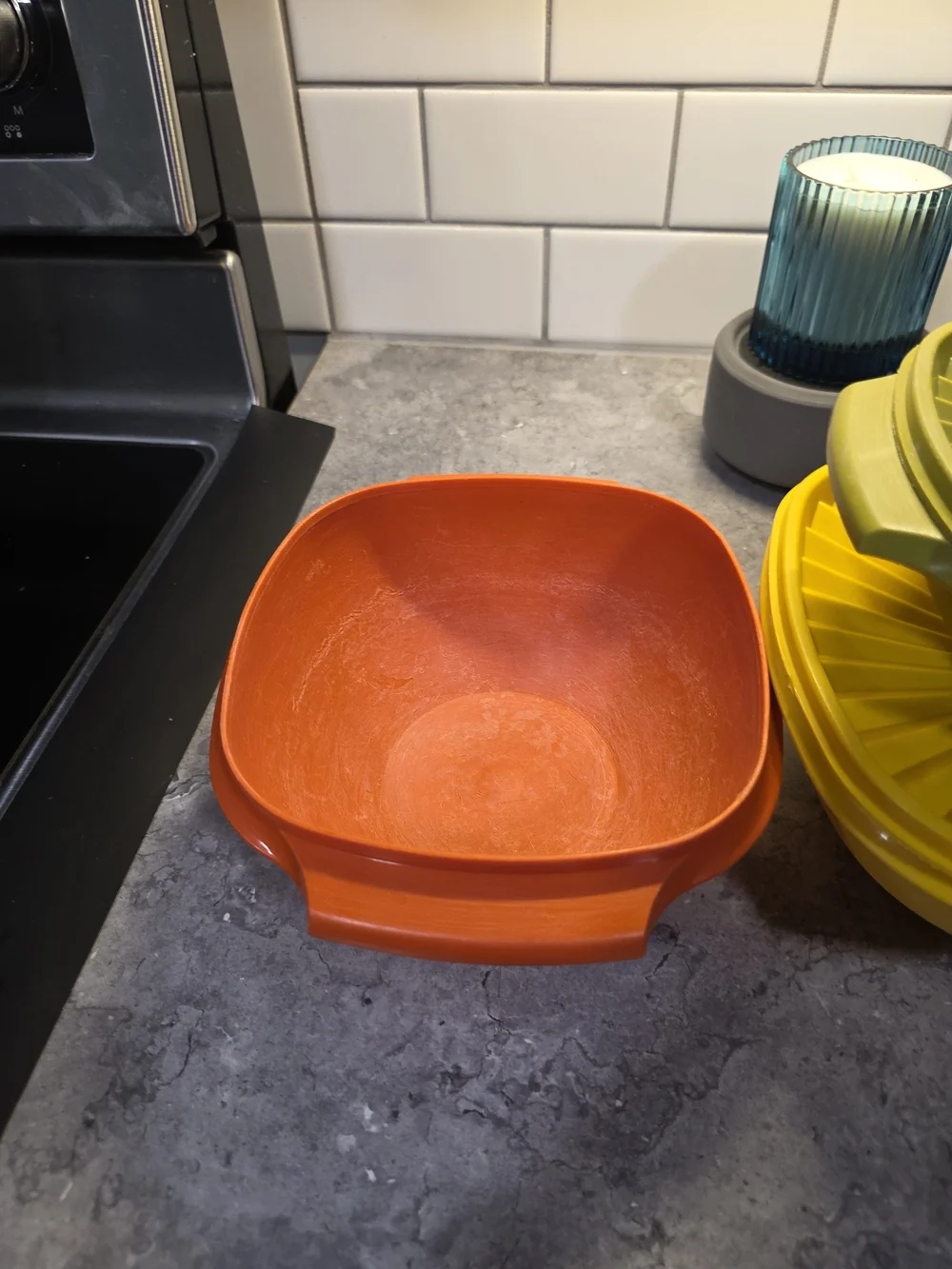 Vintage Tupperware Bowls Missing 1 Lid